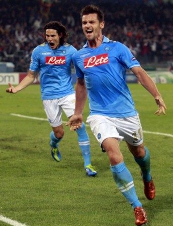 足球的无限, 争夺战一触 足球的无限, 争夺战一触