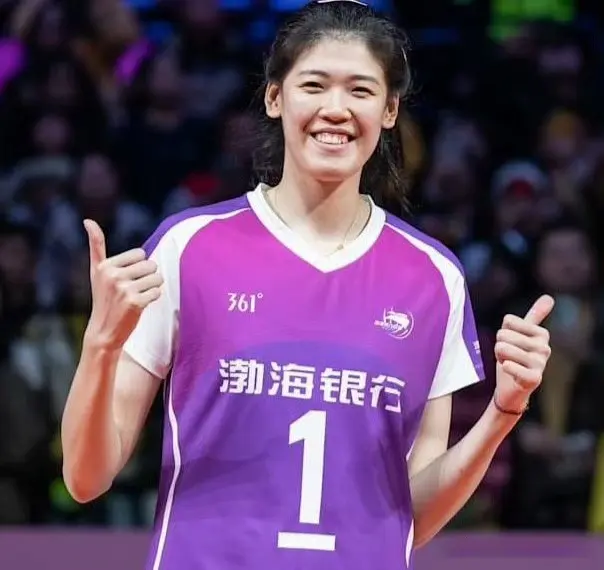 cn, 一个左手接 cn, 一个左手接