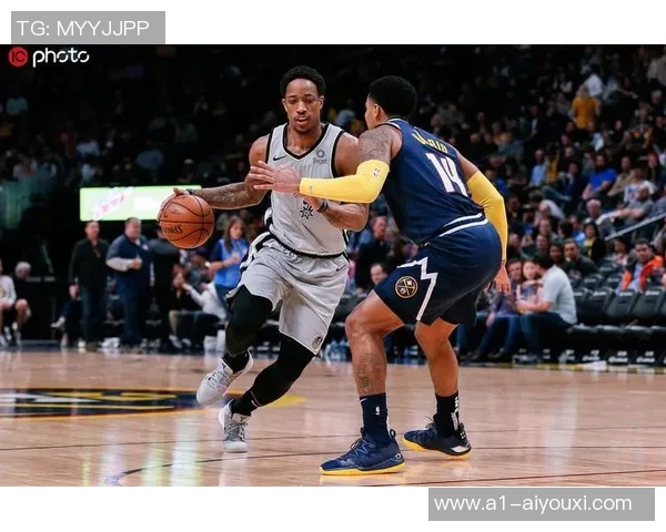 塞维利亚与斯拉维历史交锋战绩分析及比赛回顾