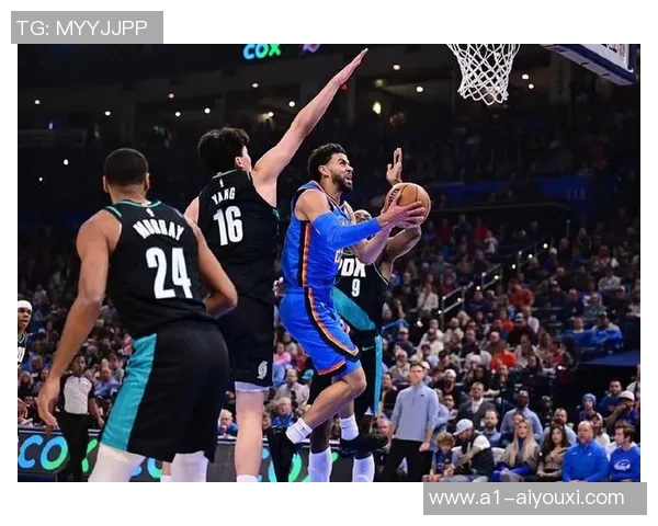 杨瀚森一战创4新高!背打哈腾2+1出霸气手势 拓媒赞尖端策应天分