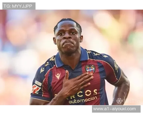 每体:巴萨看上了里昂年青边锋福法纳,犹疑是否买断拉什福德